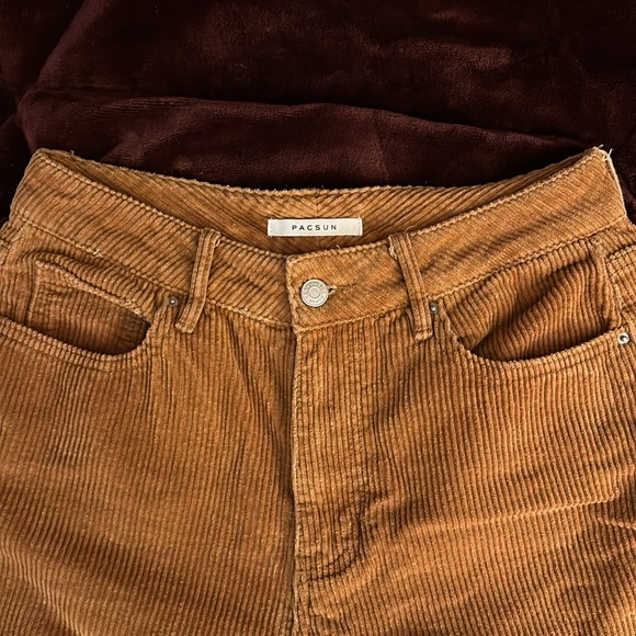 PacSun Corduroy Mom Jean - Picture 3 of 4